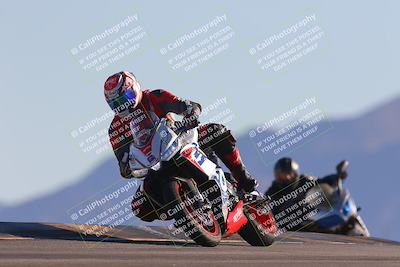 media/Nov-06-2023-Moto Forza (Mon) [[ce023d0744]]/3-Intermediate Group/Session 5 (Turn 9)/